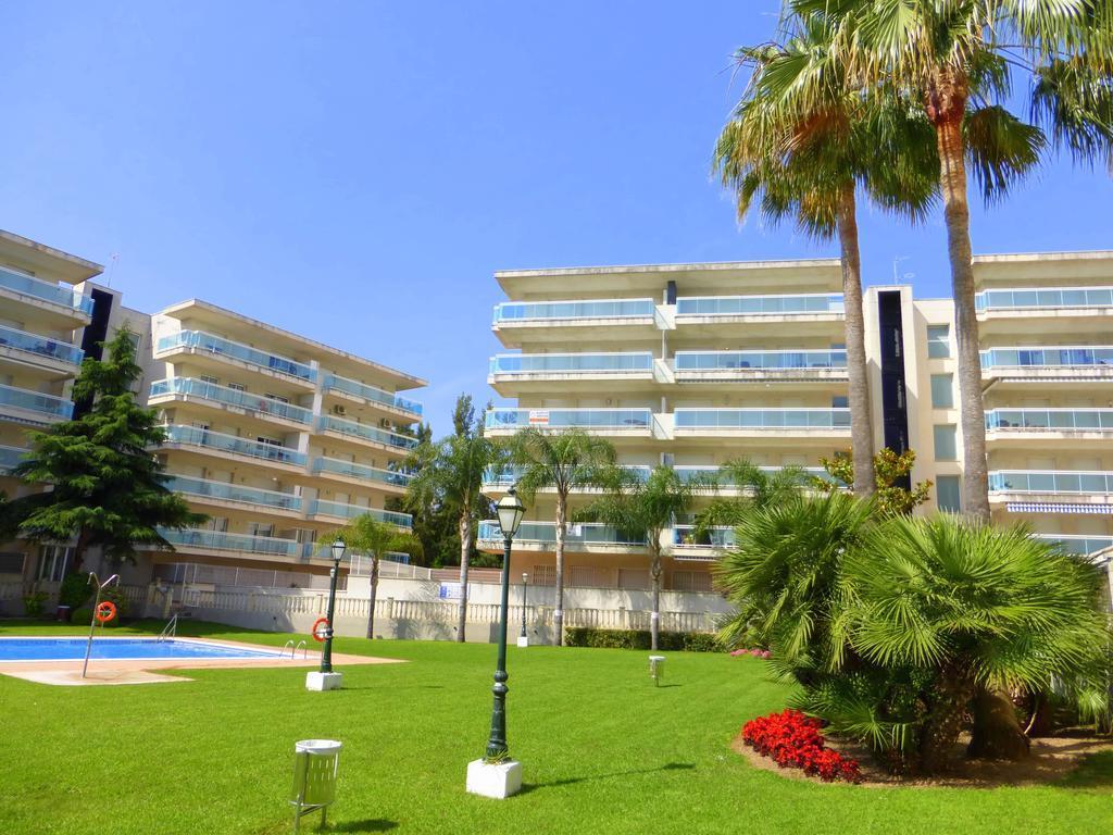Rentalmar Ventura Village Salou Exteriör bild